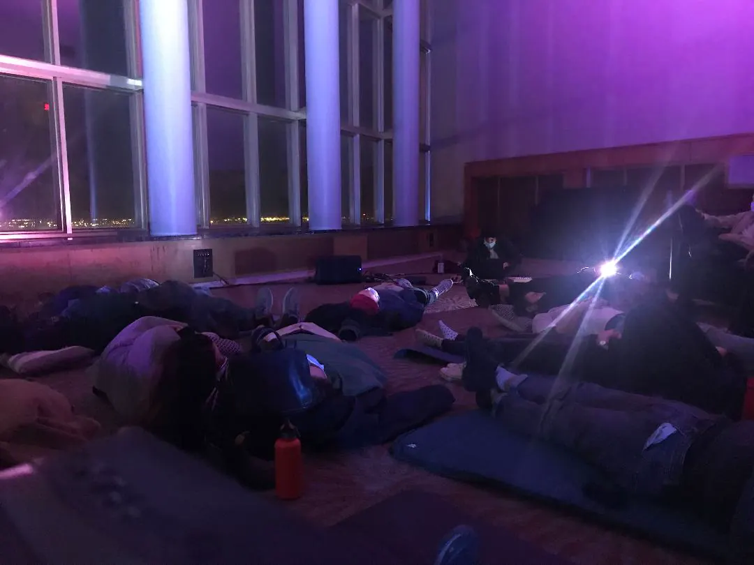 Public performance of Aus' Dreams